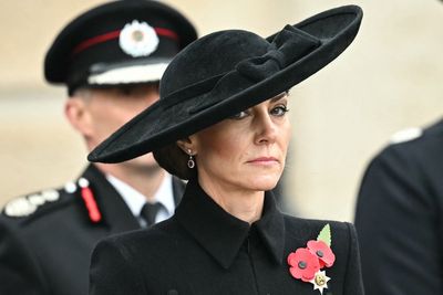 Princess Kate lays wreath as she leads nation in Remembrance Day commemorations