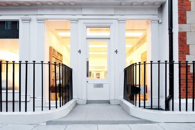 Thinning hair? This brand new service is a must-try for those with hormonal hair loss