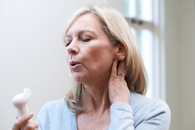 The technique proven to reduce this common menopause symptom