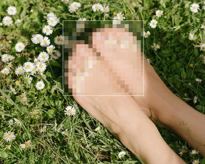 No-toe area: why a barefoot living group has banned pictures of feet