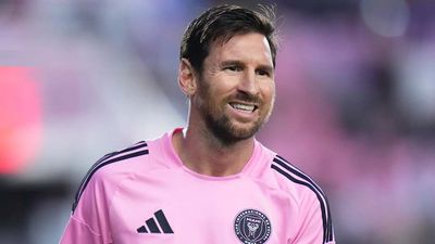 Lionel Messi Clears Up Wild Rumors of European Transfer