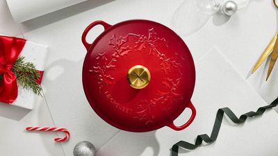 Le Creuset’s Christmas collection is here – these are my favourite holly-inspired pieces