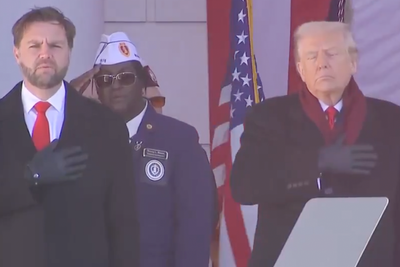 Trump sings along to handful of words to ‘God Bless America’ at Veterans Day event