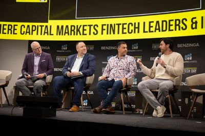 EXCLUSIVE: People Will Let AI Trade Their 'Robinhood Money'— But Not Their Retirement