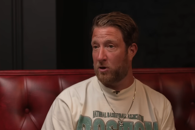 Barstool’s Dave Portnoy keeps his cool as student yells antisemitic abuse at him during pizza taste test