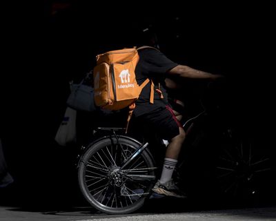 Menulog closing in Australia, affecting thousands of delivery drivers and 120 employees