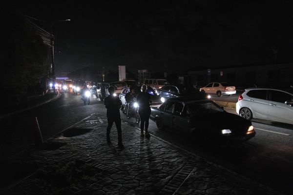 Full blackout hits the Dominican Republic as crews scramble to restore power