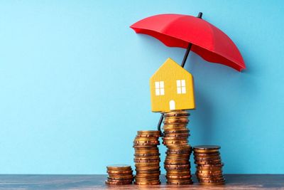 Retirees, Protect Your Savings With Umbrella Insurance