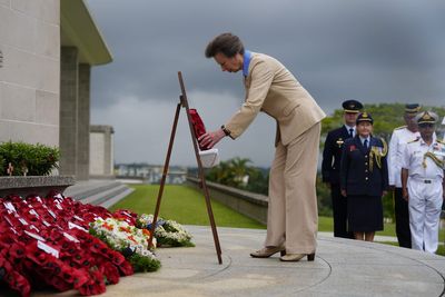 Princess Royal lays wreath in solemn moment with veterans in Singapore