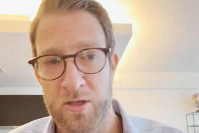 Barstool Sports founder subjected to antisemitic abuse when filming food review
