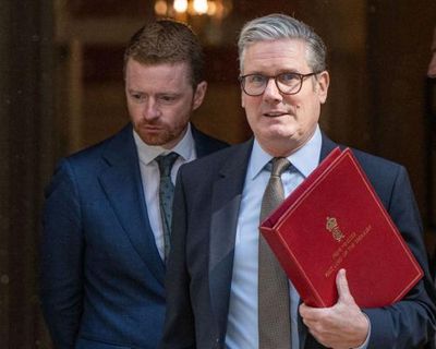 No 10 says Starmer has confidence in Morgan McSweeney after PM condemns attacks on cabinet members – as it happened