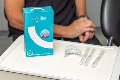 Save £130 on Smilie's Black Friday tooth whitening bundle