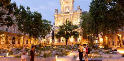 Paris grapples with the remembrance of terrorist attacks, from 1974 to November 13, 2015