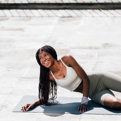 Bye, Bye, Planks: Top Pros Reckon the Dragon Flag Is the Ultimate Core Move to Master