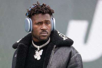 Ex-NFL star Antonio Brown will be under house arrest while facing attempted murder charge