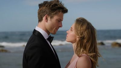 Why We Haven't Really Heard About Glen Powell's Dating Life After That Sydney Sweeney Debacle