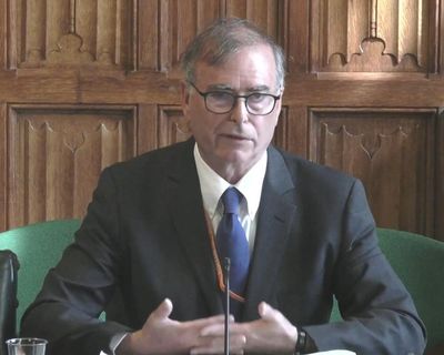 Keir Starmer expresses ‘sincere regret’ over appointment of Labour donor to football watchdog