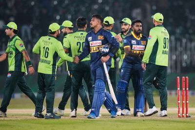 Sri Lanka to continue cricket tour of Pakistan despite players raising security concerns
