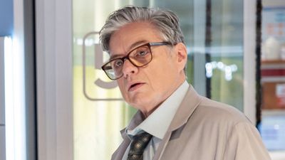 Chicago Med’s Fall Finale Ended On A Dangerous Cliffhanger For One Doctor, But I’m Disappointed After How It Was Promoted