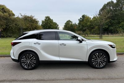 Lexus RX review: Big enough to live in, good enough to live with?