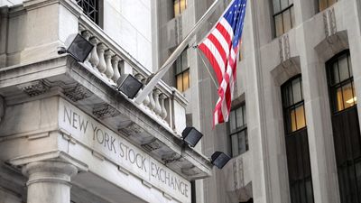 Stock Market Today: Dow Jones, S&P 500, Nasdaq Futures Slip As Walt Disney Misses Q4 Estimates— Applied Materials, Cisco, Dlocal In Focus (UPDATED)