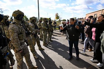 ‘MigraWatch’ trainings to ‘Whistlemania’ events: Chicagoans fight back against ICE raids