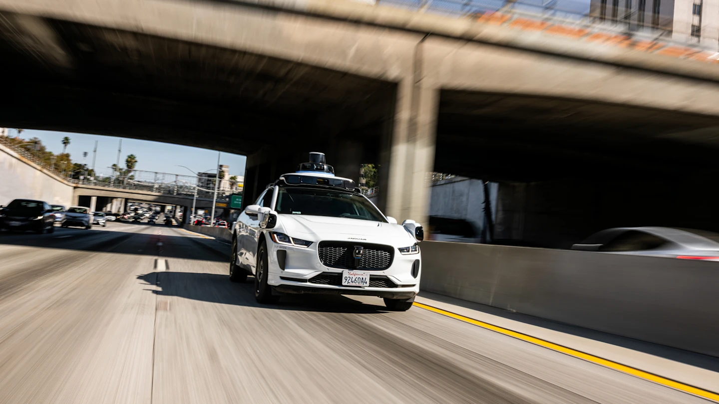 Waymo Expands Self-Driving on Freeways in Three Major…
