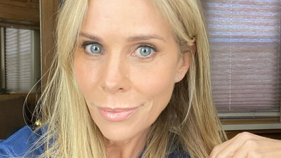 Cheryl Hines 'Looked Like a Casualty From Botched' After Donald Trump Meeting, She Writes