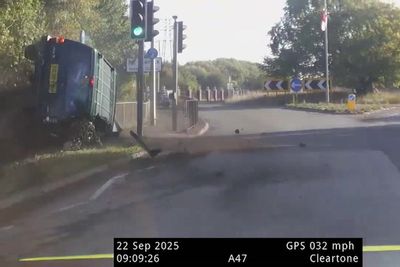 Child sex offender drives into oncoming traffic to escape police before dramatic high-speed crash