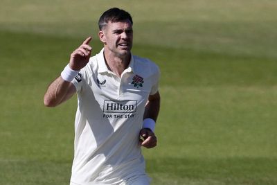 James Anderson signs new deal to play on with Lancashire