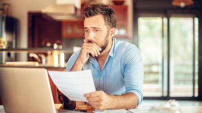 8 Expert Tips on Cutting Hidden Expenses To Save You Hundreds a Month