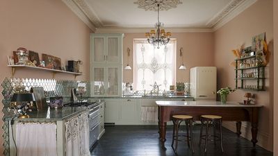 9 Kitchen Layout Myths Designers Say You Can (Sometimes) Actually Ignore