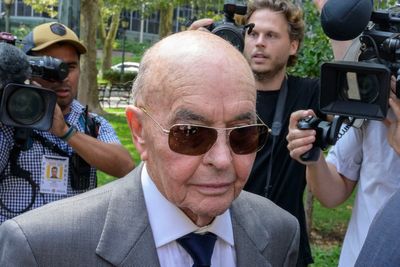 Former Tottenham owner Joe Lewis to be pardoned by Donald Trump