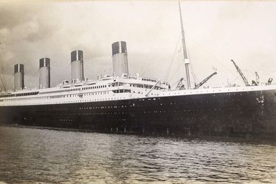 Titanic couple’s gold pocket watch could sell for £800,000 at auction