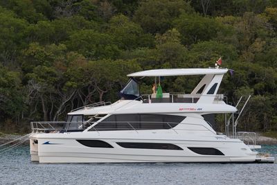 MarineMax Plays Defense In 2026 Outlook, Stock Falls