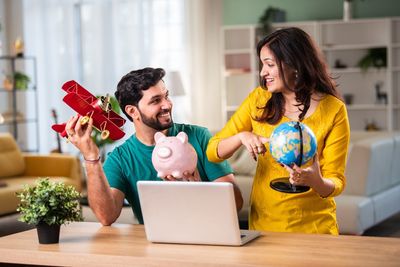 7 Relationship Habits That Strengthen Financial Partnerships