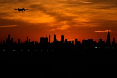 Airlines are optimistic about a quick recovery ahead of Thanksgiving once FAA ends flight cuts