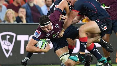 Hockings in Japan debut five years after Aussie exit