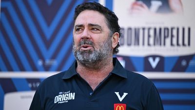 'Unhinged' Jakovich bites back at Origin rival Lyon