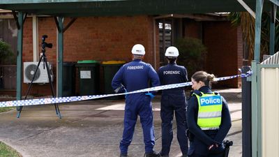 Man charged with manslaughter of children dies on bail