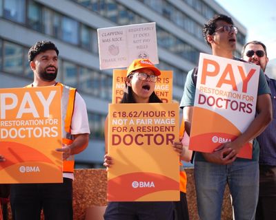 Friday briefing: Inside the dispute driving resident doctors back to the picket line