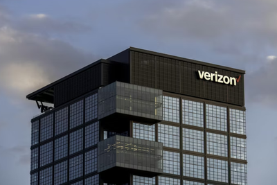 New Verizon CEO Dan Schulman, Former PayPal Chief, Announces 20% Workforce Reduction Amid Challenges