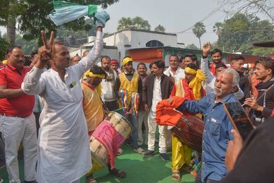 Modi's coalition leads in a key Indian state election