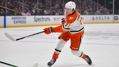 NHL’s Six Biggest Breakout Stars Through First Month of 2025-26 Season