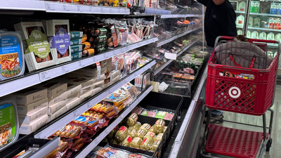 Target’s humiliating new ’10-4′ policy forces workers to act like maniacs and terrify shoppers