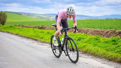 Contender for Race Bike of the Year, the Canyon Ultimate CFR, now has an incredible $2,800 off this Black Friday