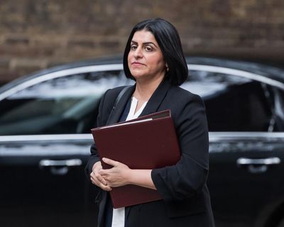 No 10 tells Labour MPs it expects support for tough new asylum policies