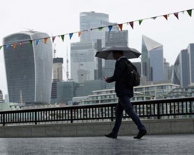 Reeves’s plan to ditch income tax rise prompts government bond sell-off