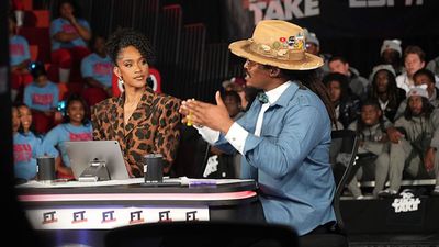 Cam Newton Calls Patriots' Success 'Fool's Gold' After Team Improved to 9-2 on Season