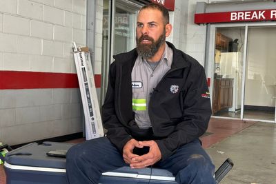 Scrapyard workers recount horrific scene after UPS plane crash destroyed their Kentucky business